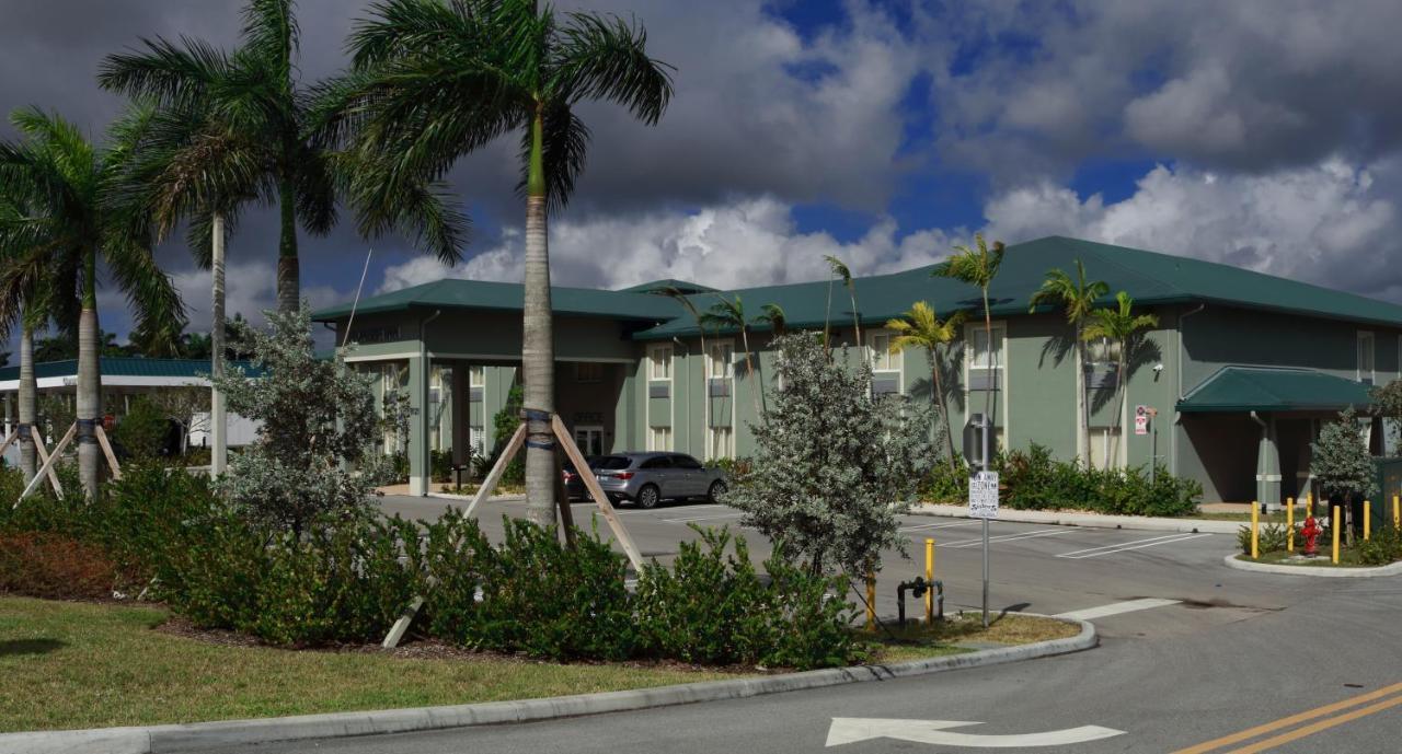 Pioneer Inn Royal Palm Beach Εξωτερικό φωτογραφία