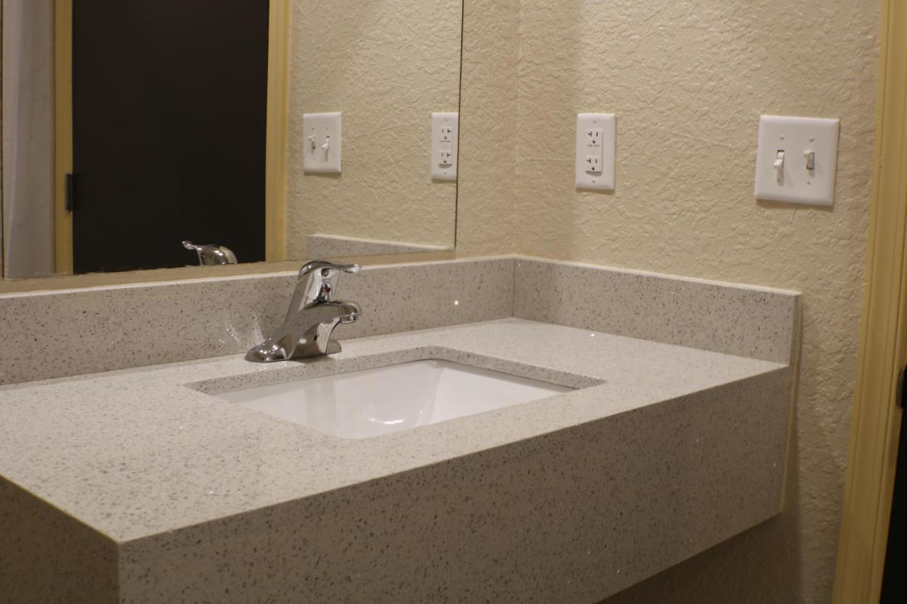 Pioneer Inn Royal Palm Beach Εξωτερικό φωτογραφία